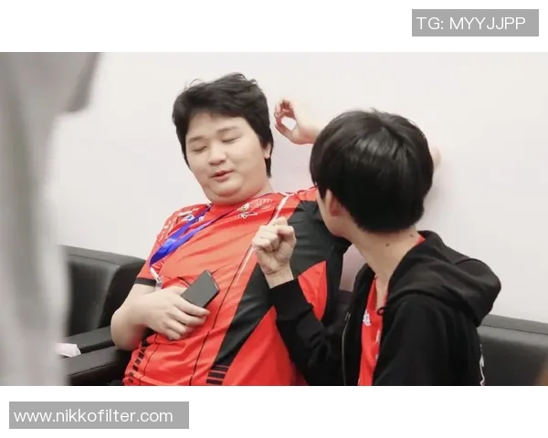 王者荣耀V5战队边路渗透策略分析及其成败得失探讨